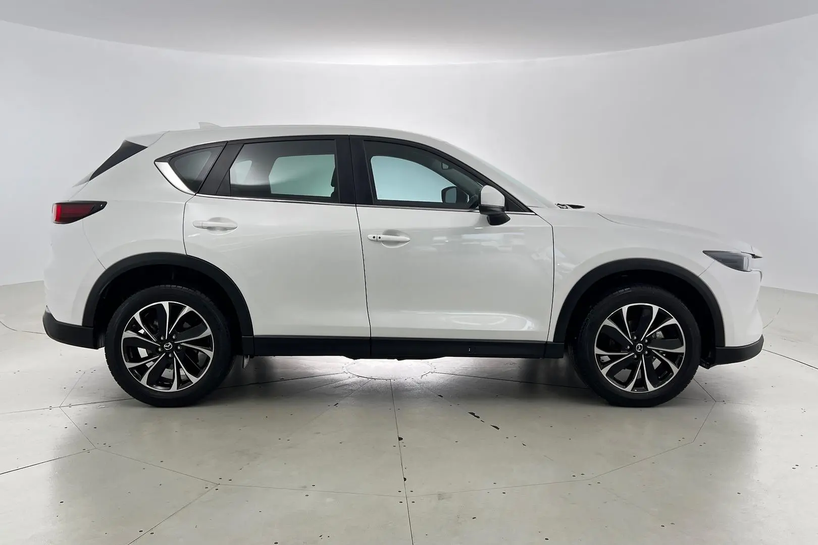 2024 Mazda CX-5 Gallery Image 5