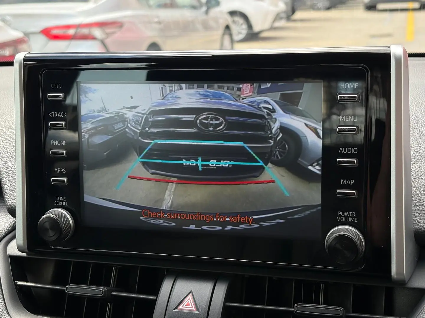 2022 Toyota RAV4 Gallery Image 15
