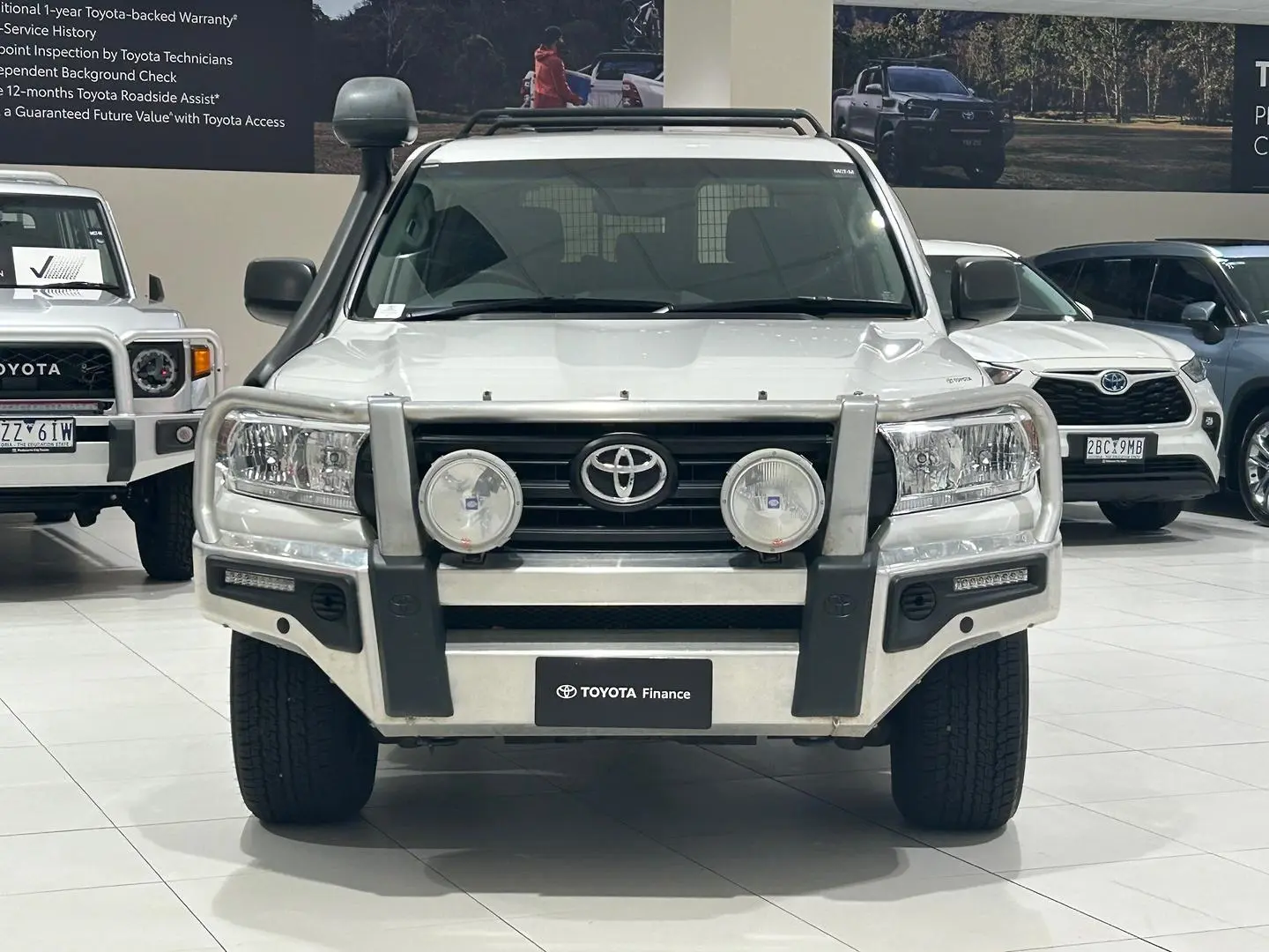 2020 Toyota Landcruiser Image 4