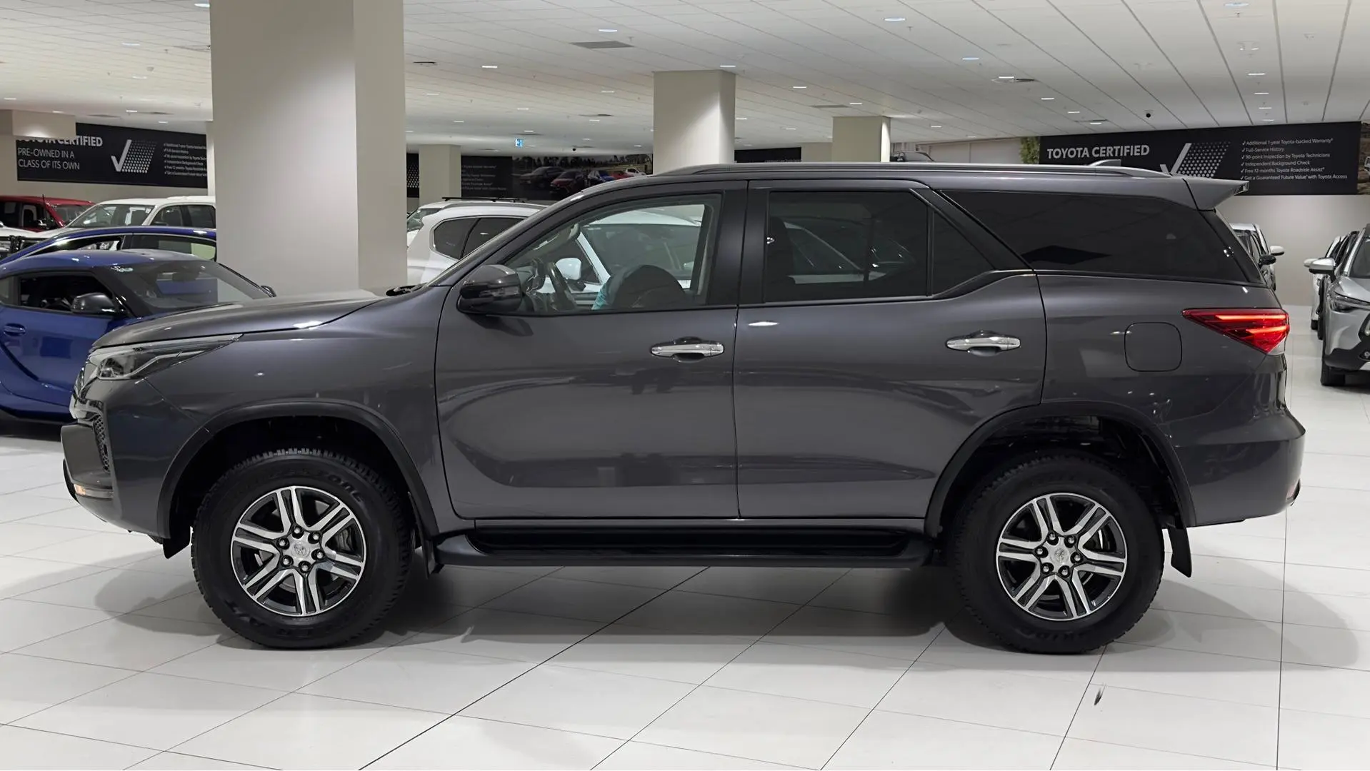 2025 Toyota Fortuner Gallery Image 6