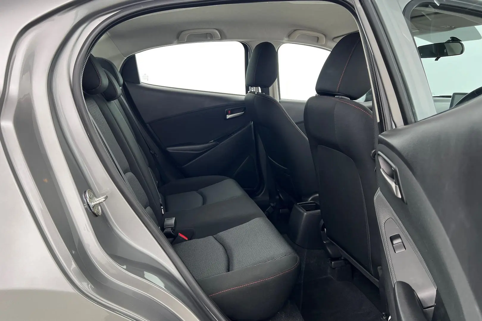 2016 Mazda 2 Gallery Image 19