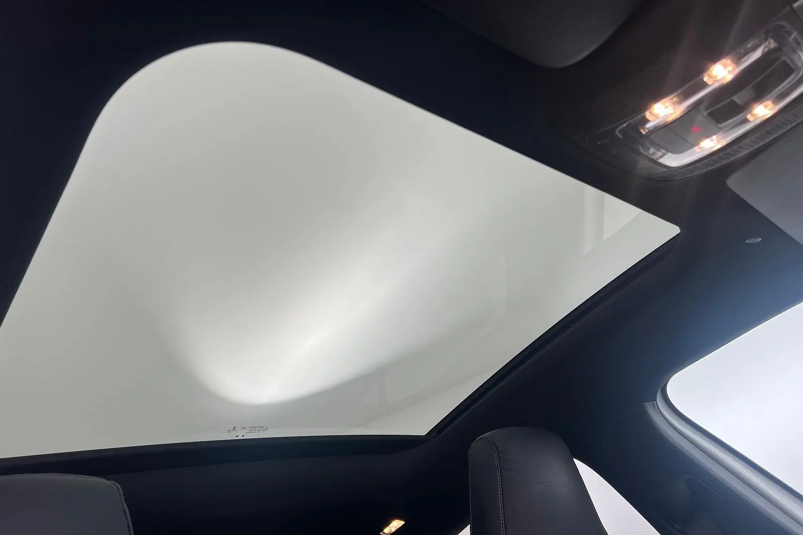 2020 Mercedes-Benz A-Class Gallery Image 14