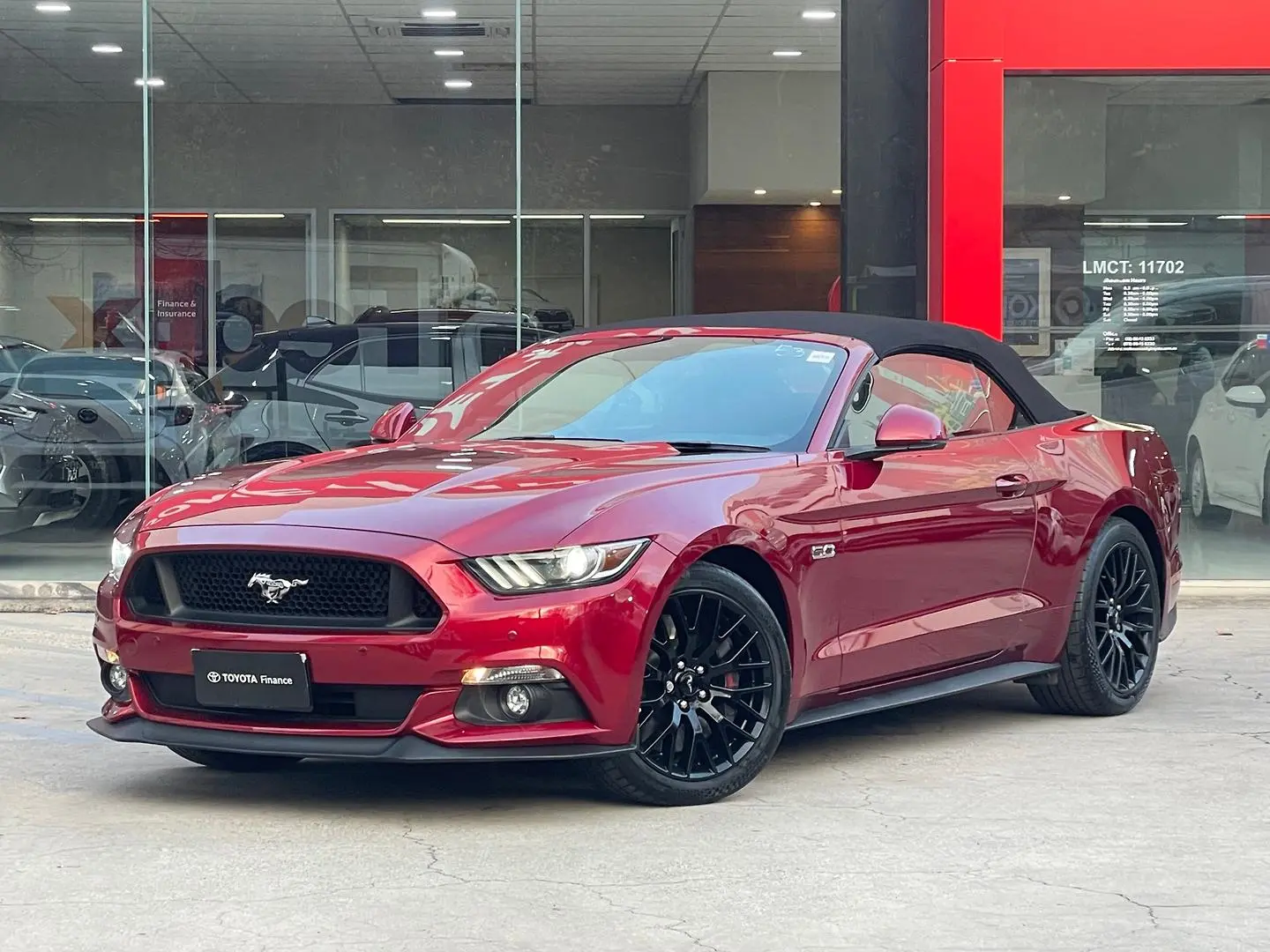 2017 Ford Mustang Gallery Image 5