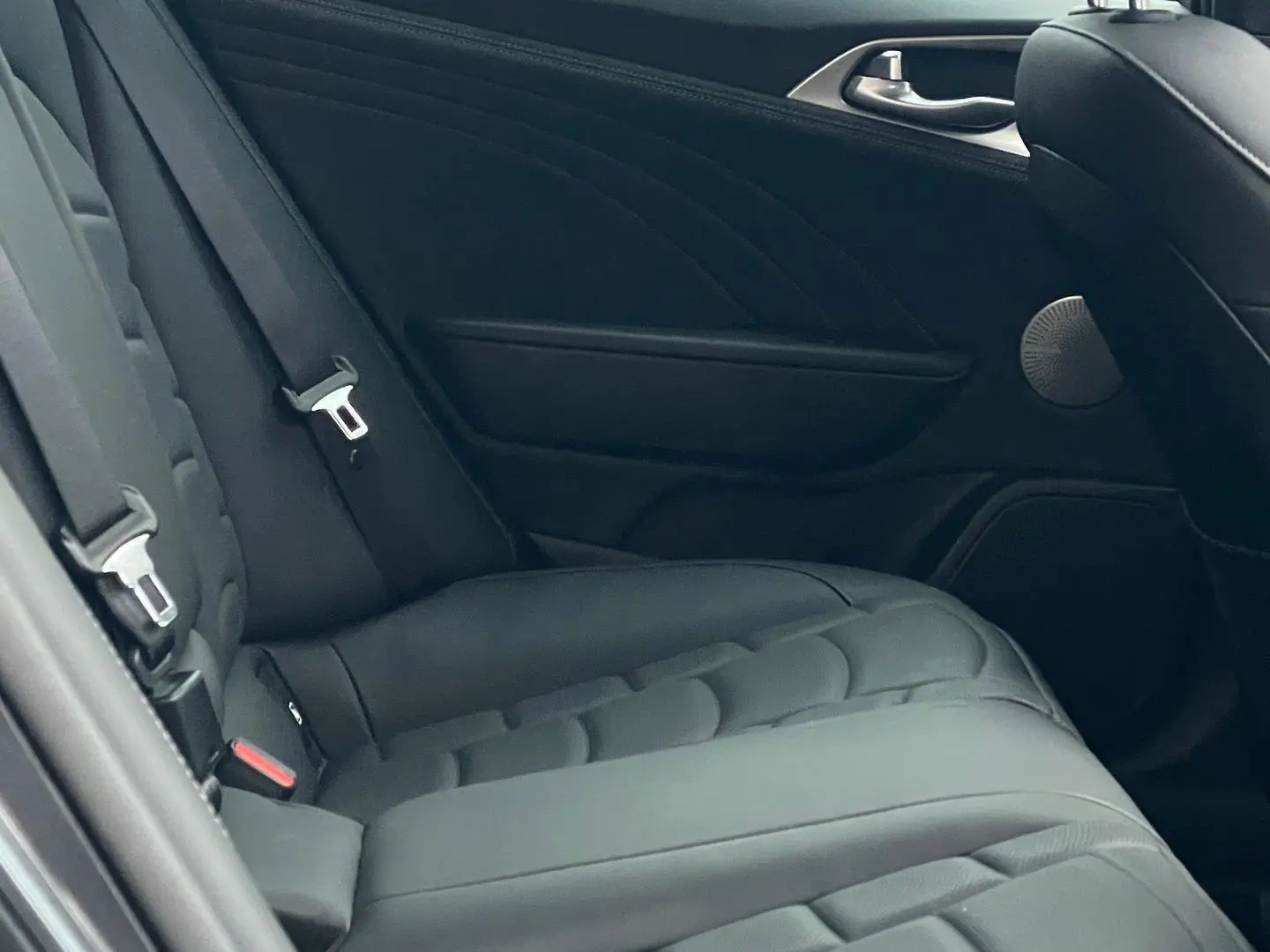 2022 Kia Stinger Gallery Image 14