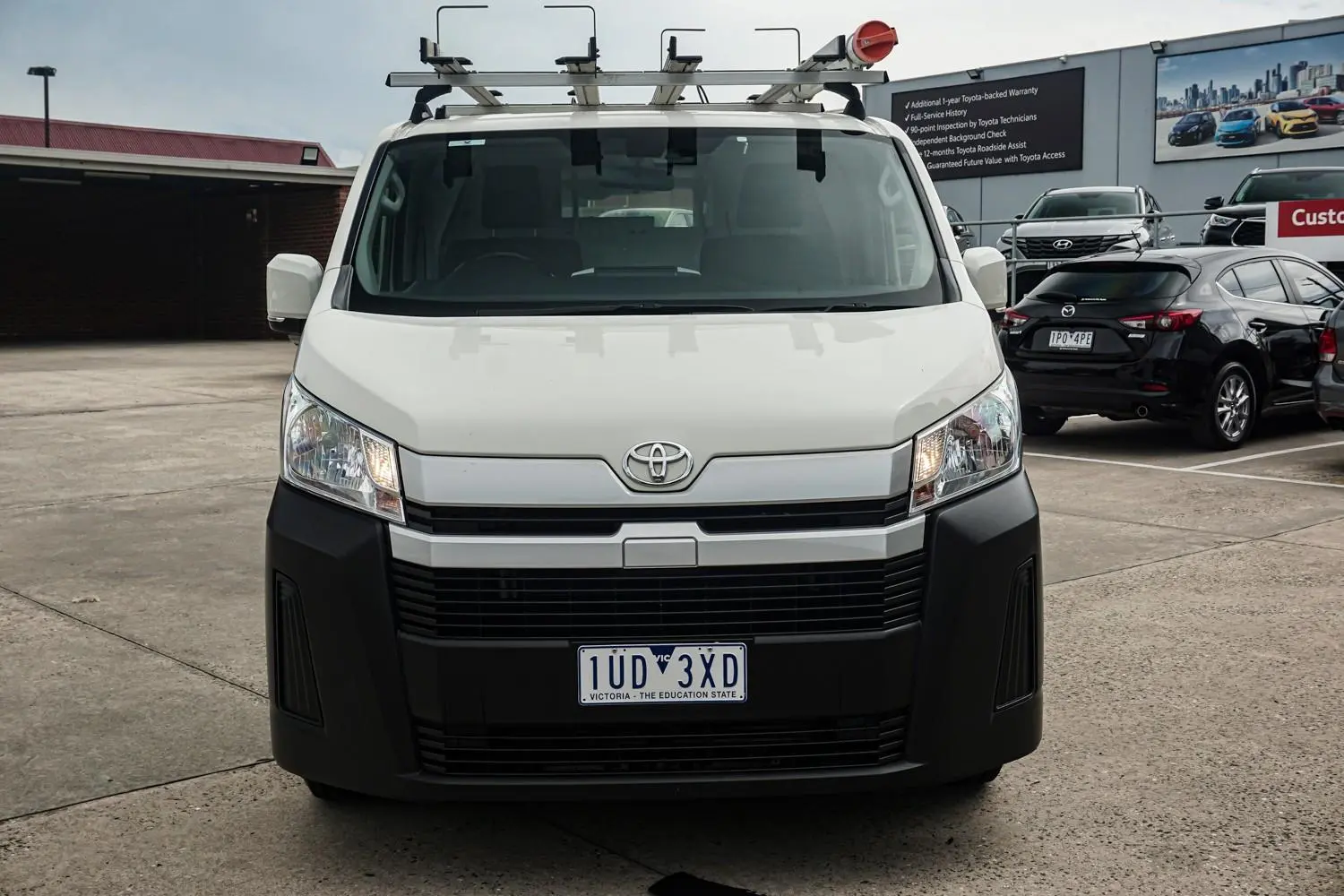 2020 Toyota Hiace Gallery Image 3