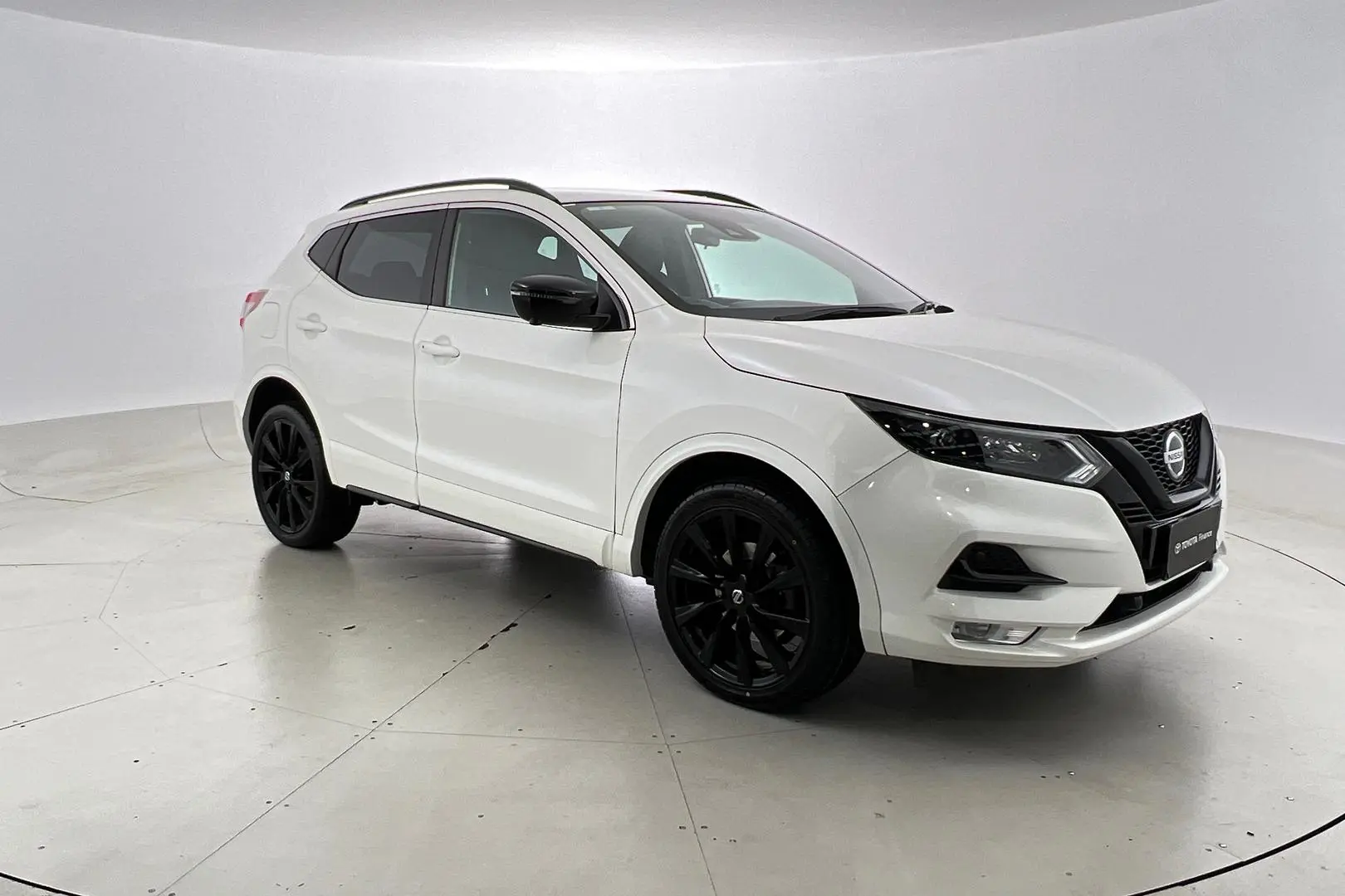 2020 Nissan QASHQAI Gallery Image 1