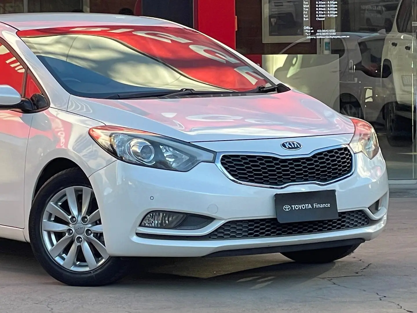 2015 Kia Cerato Gallery Image 3