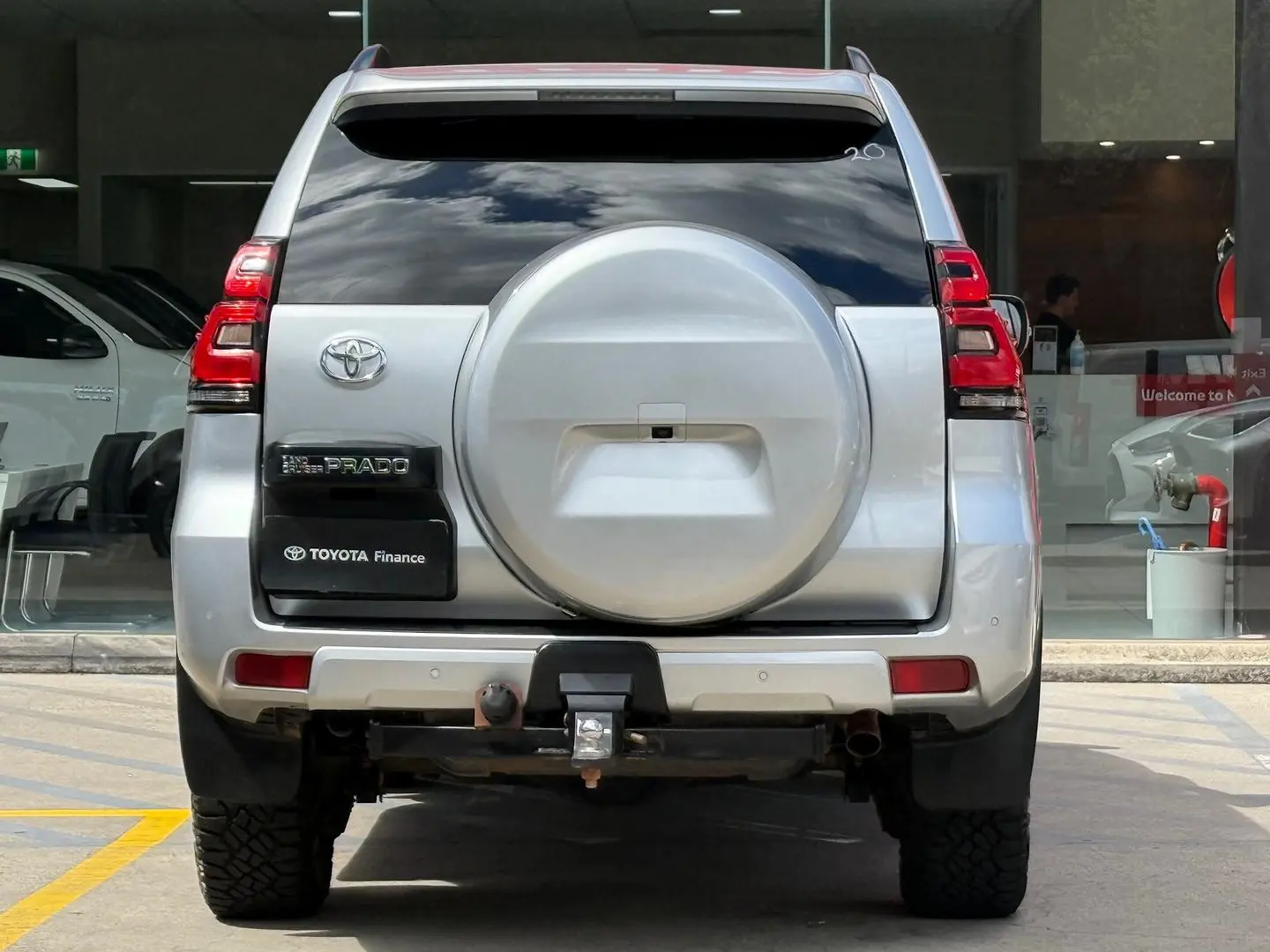 2020 Toyota Landcruiser Prado Gallery Image 8
