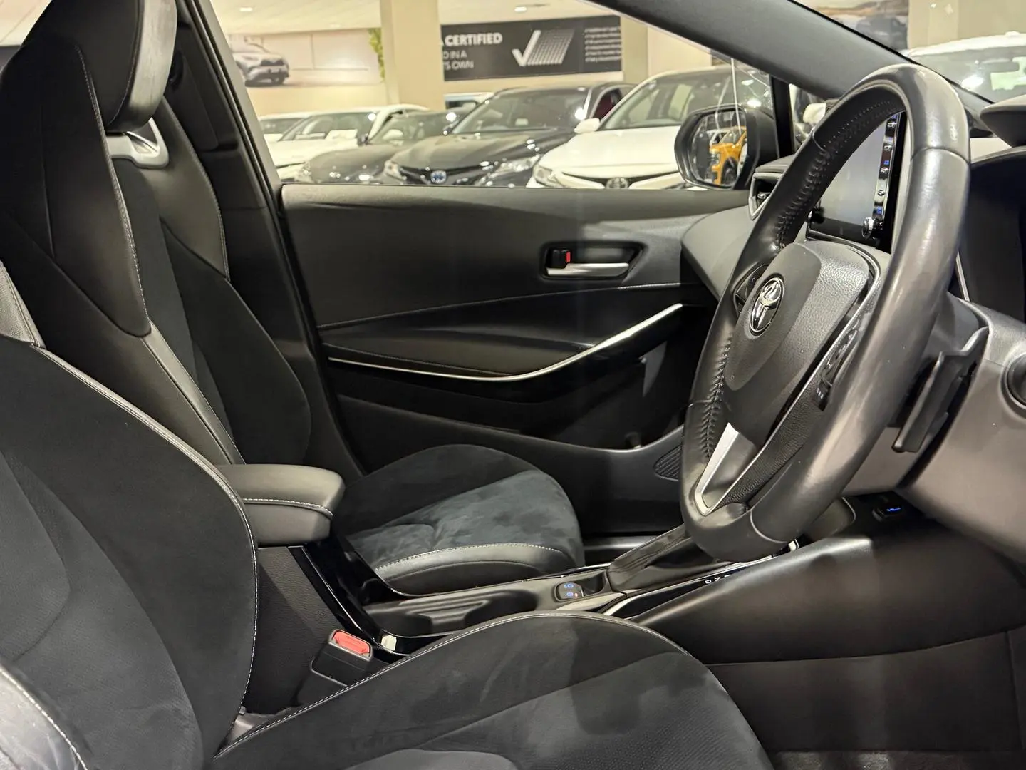 2019 Toyota Corolla Gallery Image 12
