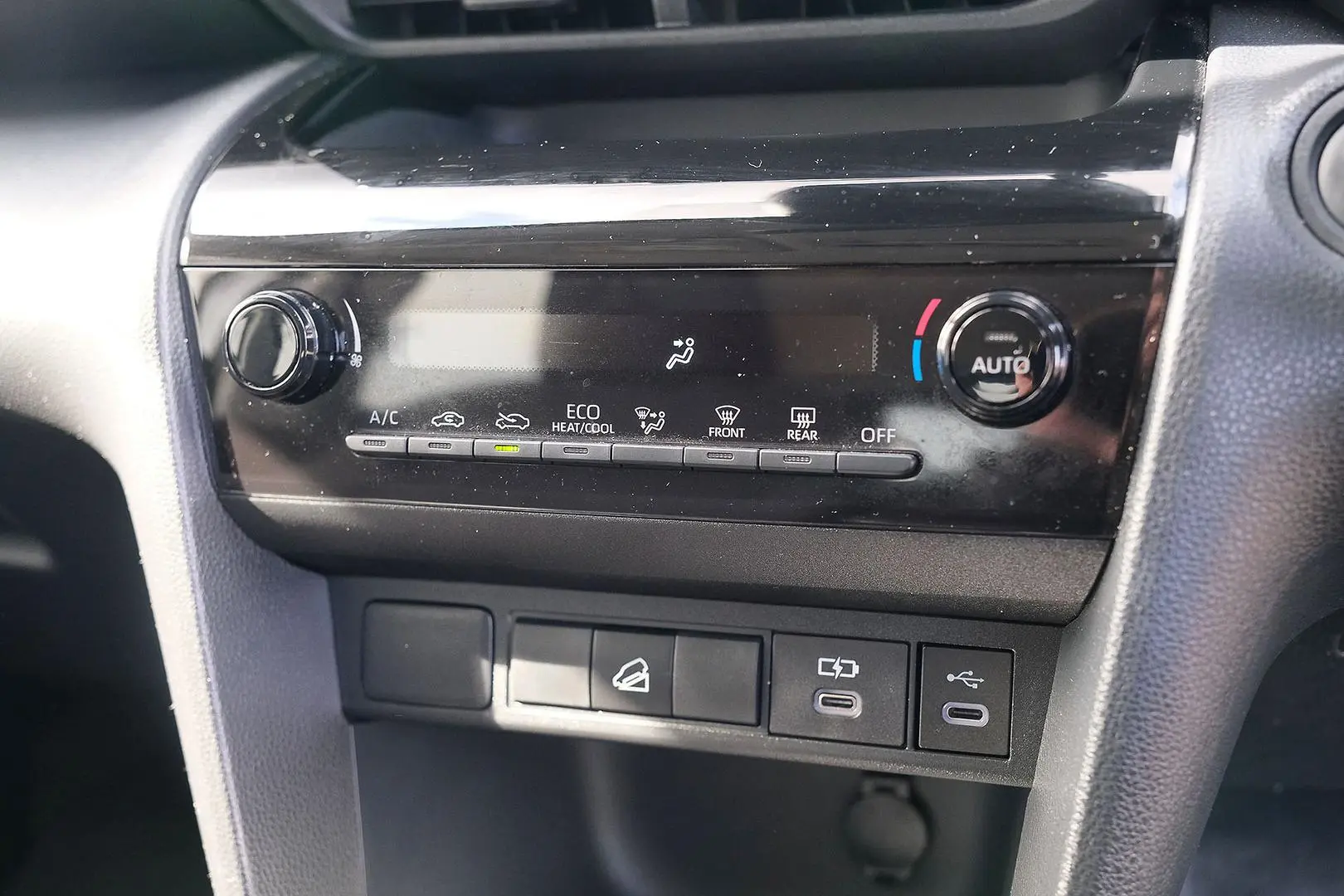 2024 Toyota Yaris Cross Gallery Image 19