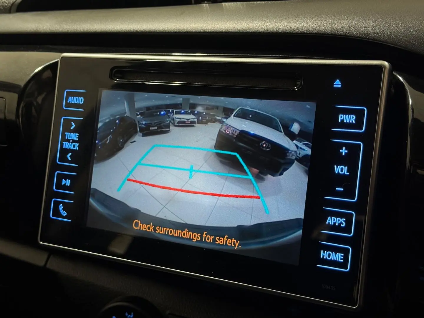 2019 Toyota Hilux Gallery Image 19