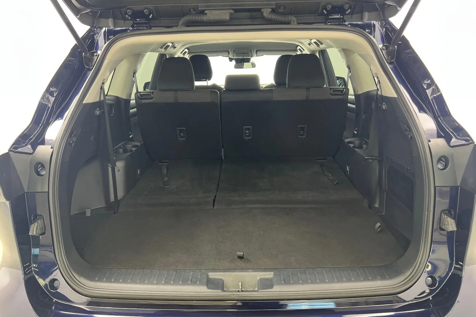 2022 Toyota Kluger Gallery Image 21