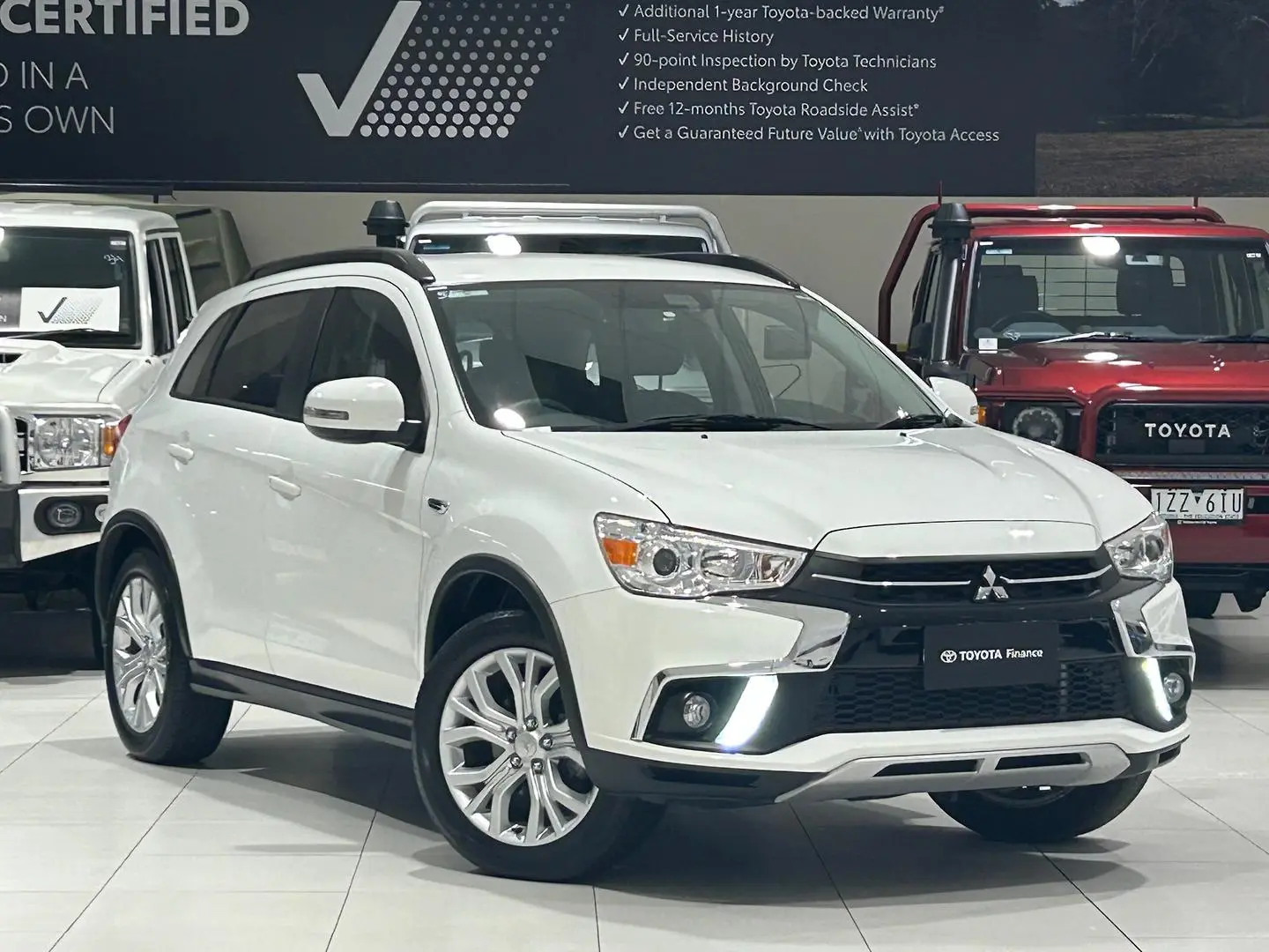 2019 Mitsubishi Asx Gallery Image 1