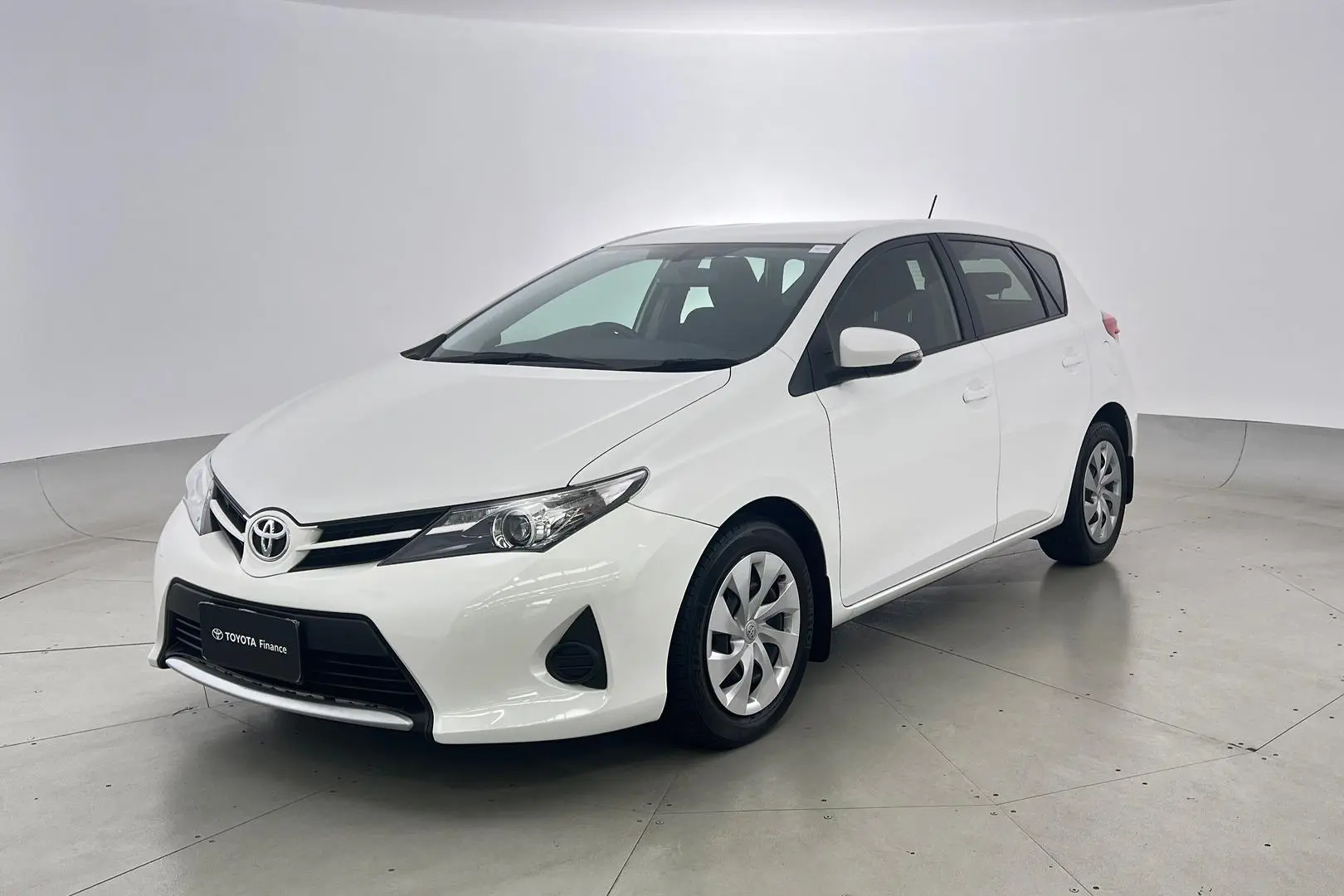 2014 Toyota Corolla Gallery Image 8