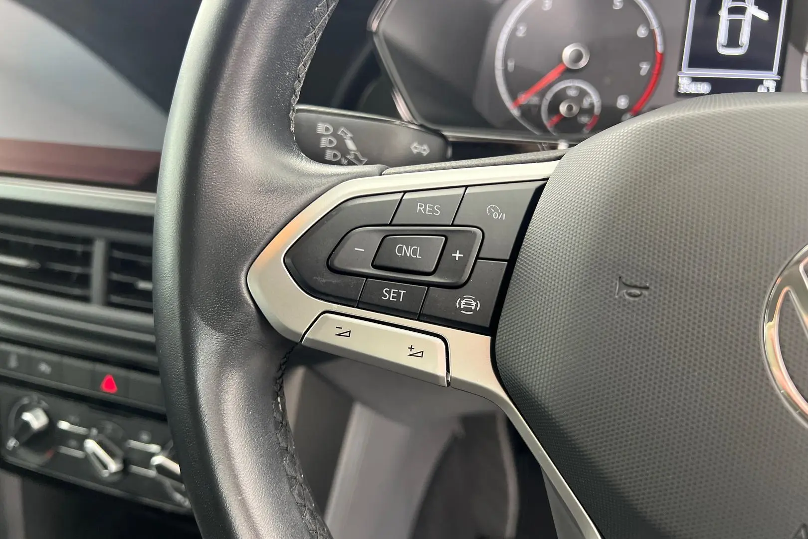 2021 Volkswagen T-Cross Gallery Image 15