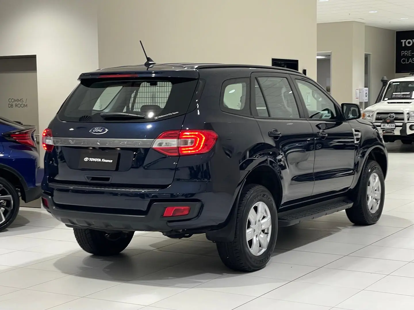 2021 Ford Everest Image 9