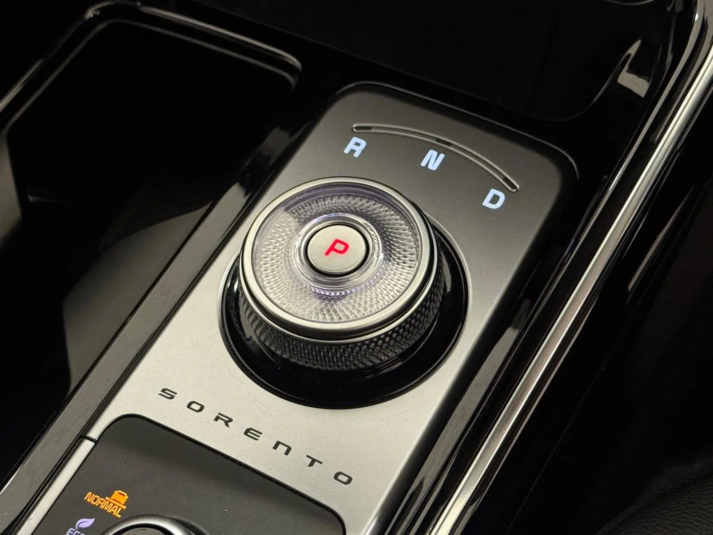 2025 Kia Sorento Gallery Image 25