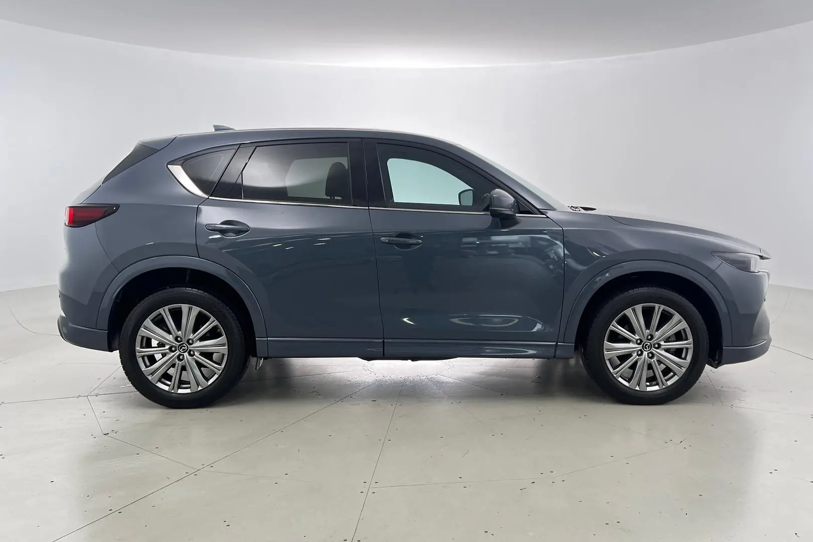 2023 Mazda CX-5 Gallery Image 3