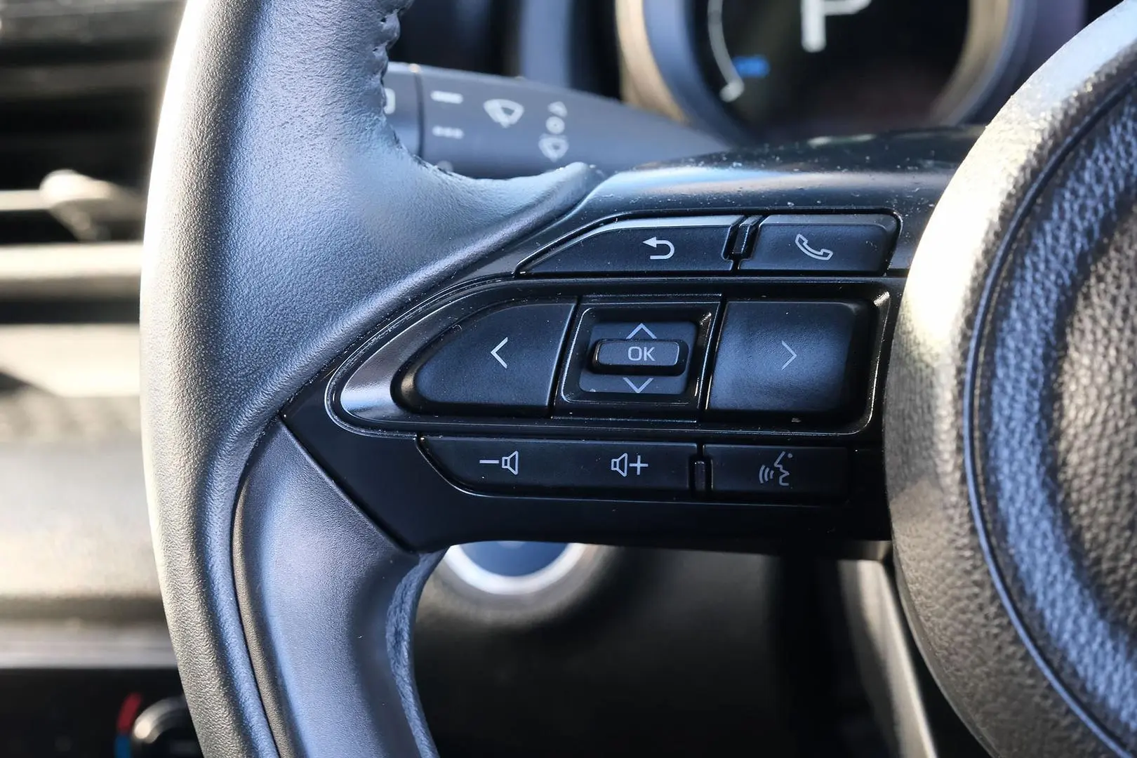 2022 Toyota Yaris Gallery Image 15