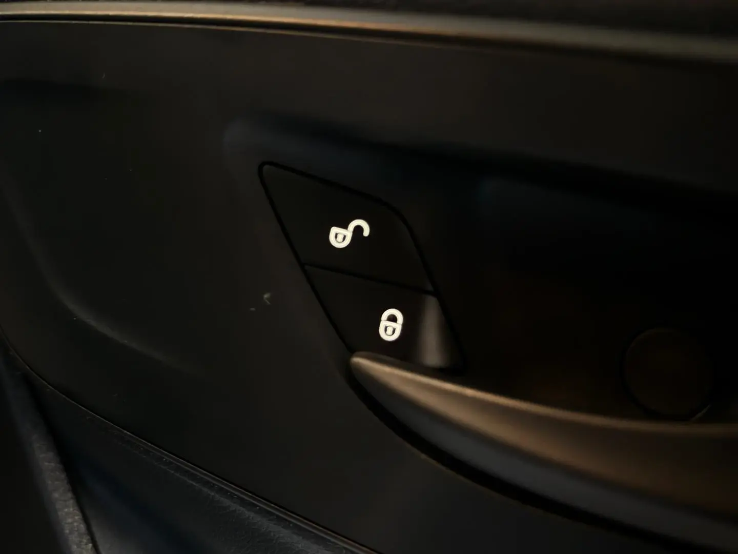 2023 Mercedes-Benz Sprinter Gallery Image 15