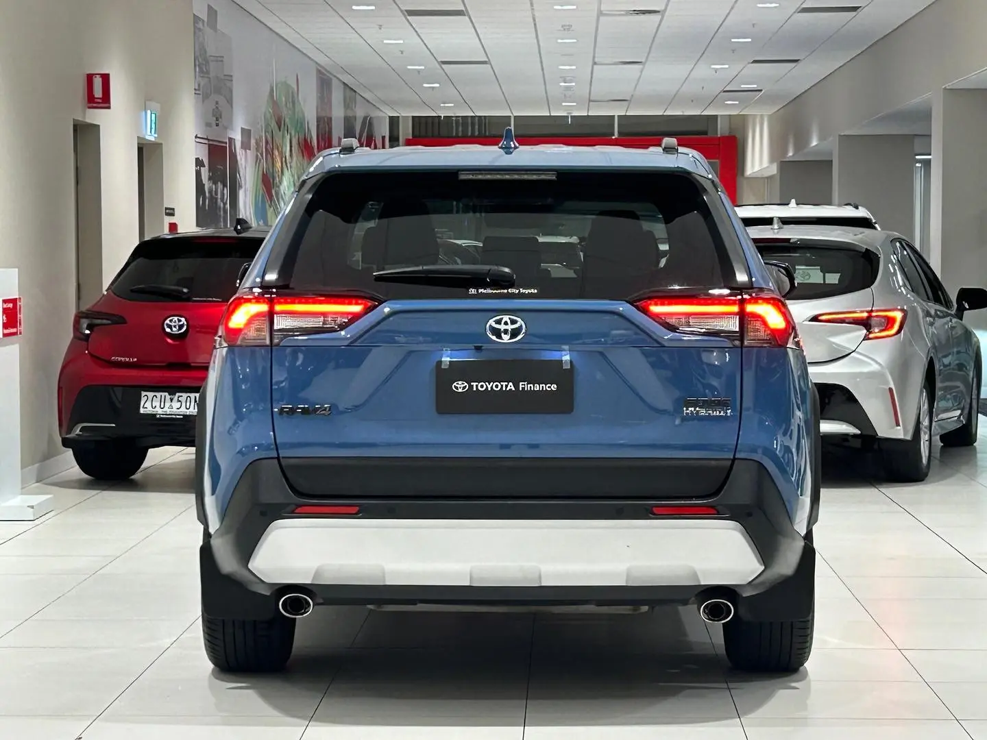 2024 Toyota RAV4 Gallery Image 9