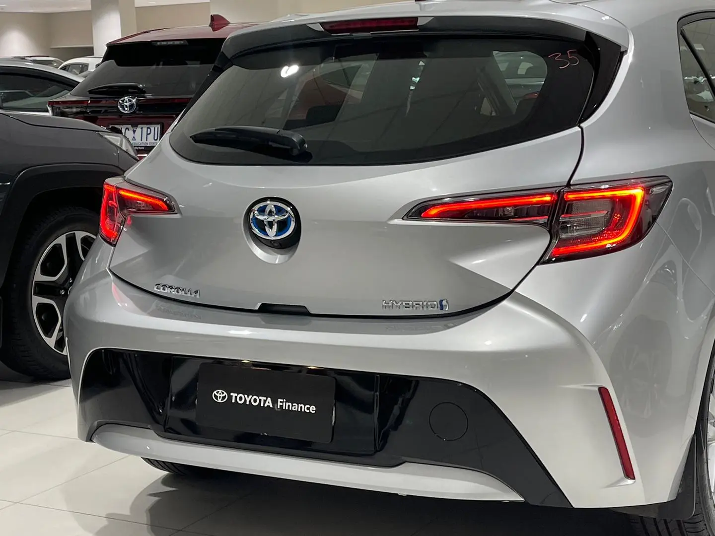 2018 Toyota Corolla Gallery Image 10