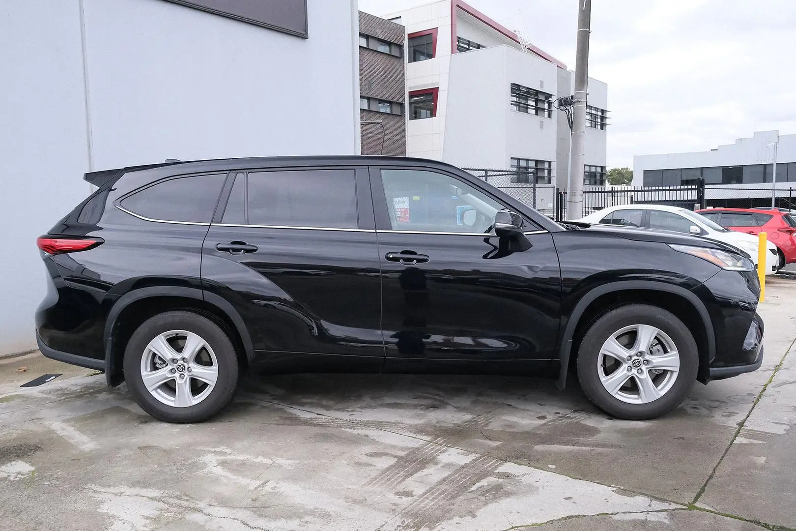 2023 Toyota Kluger Gallery Image 5