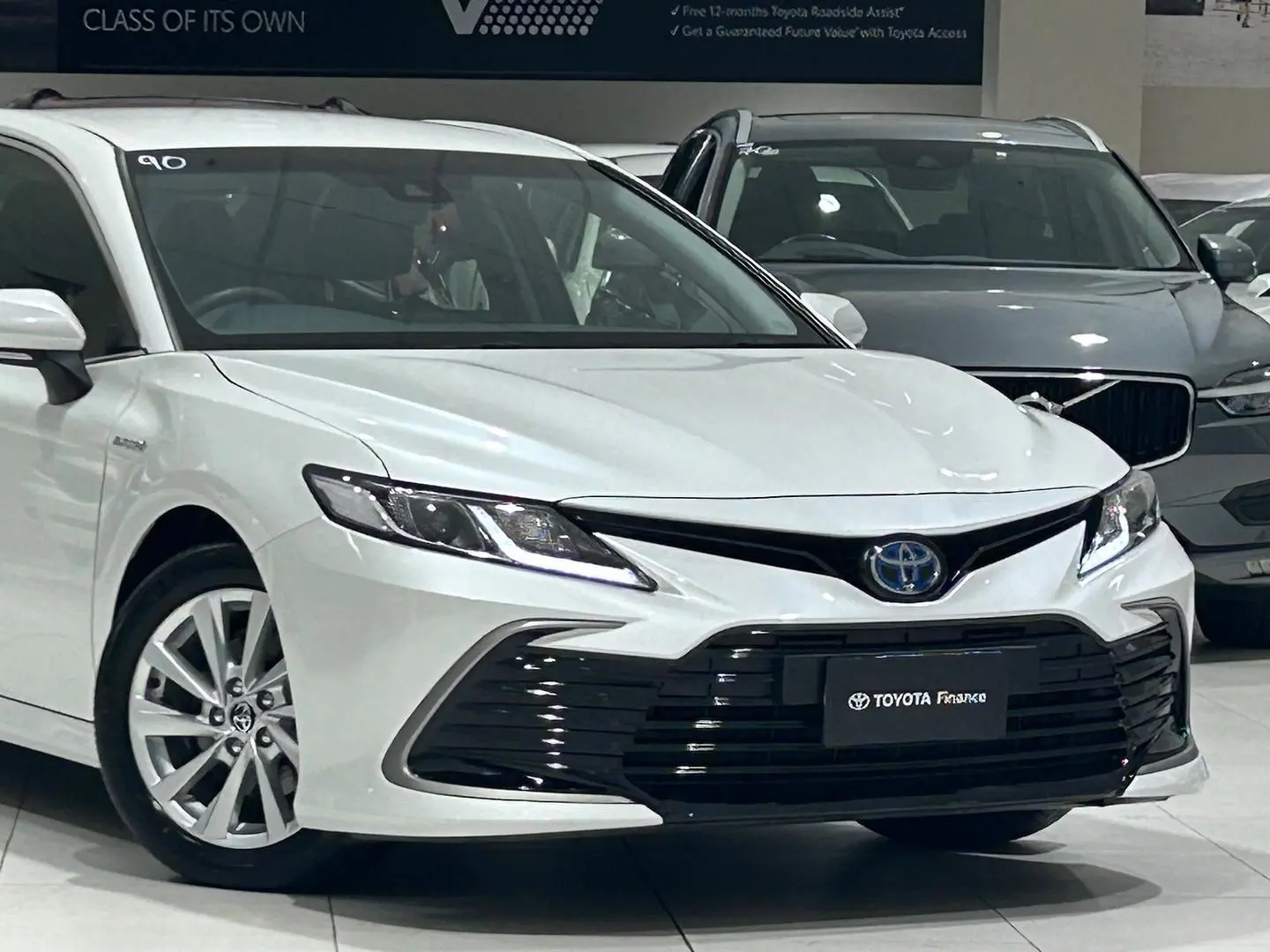 2024 Toyota Camry Gallery Image 2