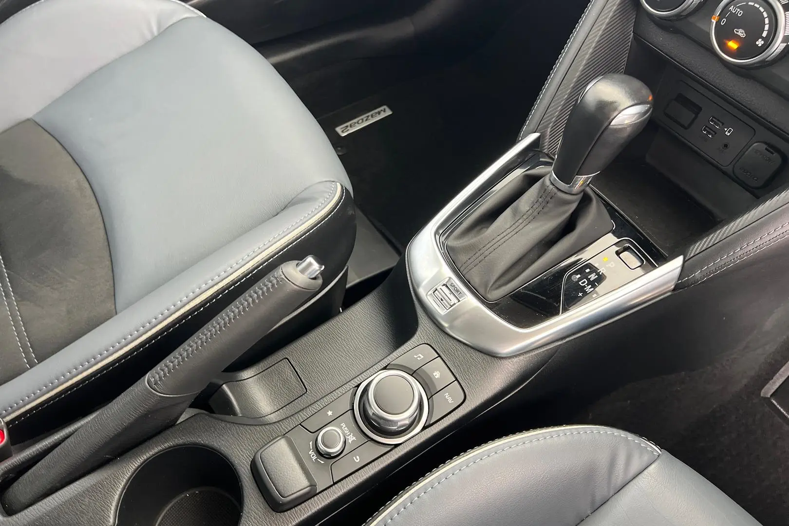 2021 Mazda 2 Gallery Image 13