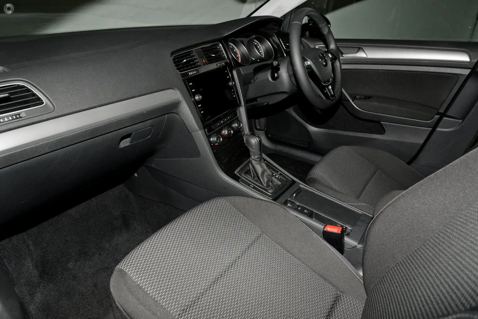 2019 Volkswagen Golf Gallery Image 8