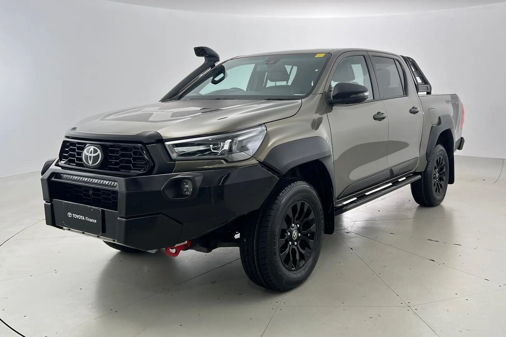 2021 Toyota Hilux Gallery Image 10