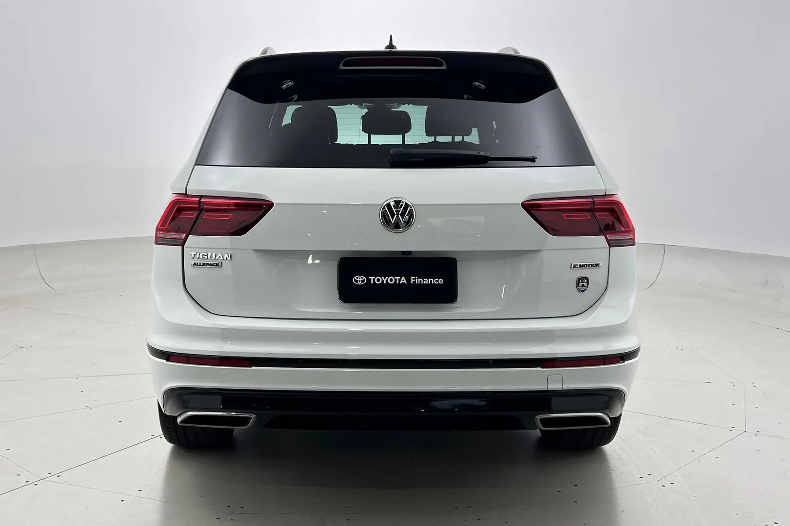 2021 Volkswagen Tiguan Gallery Image 6