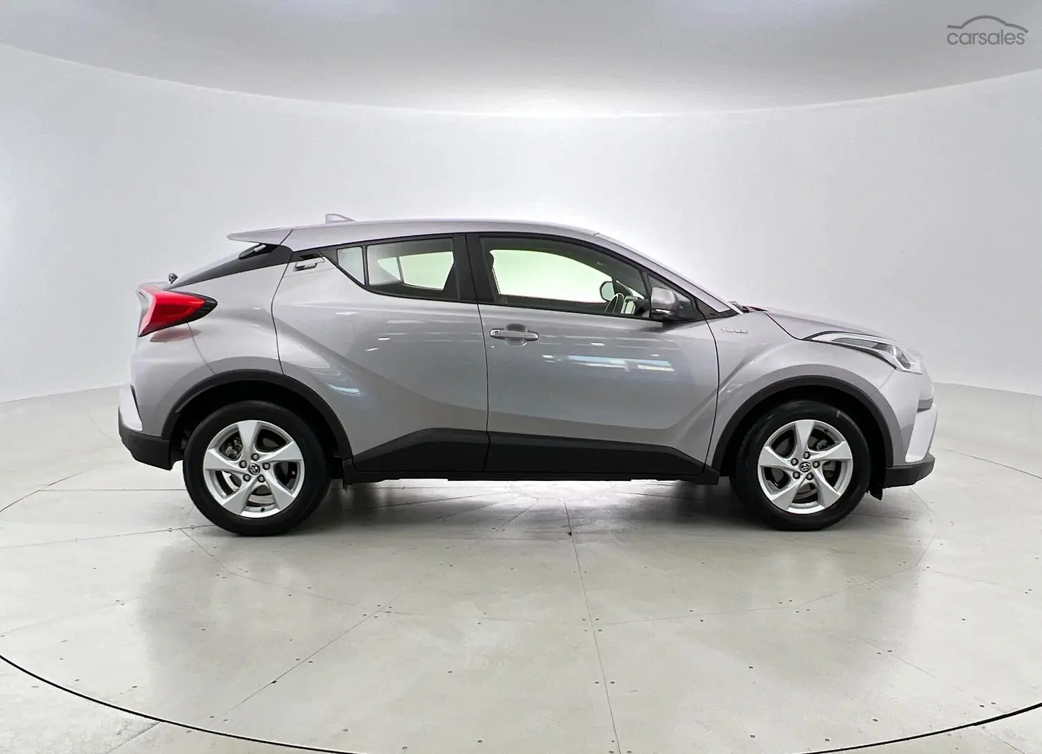 2018 Toyota C-HR Image 4