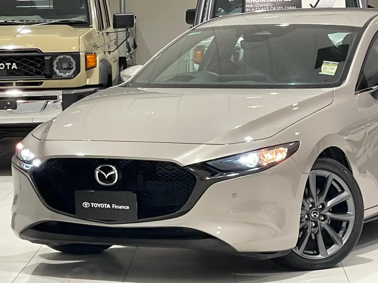 2023 Mazda 3 Gallery Image 6