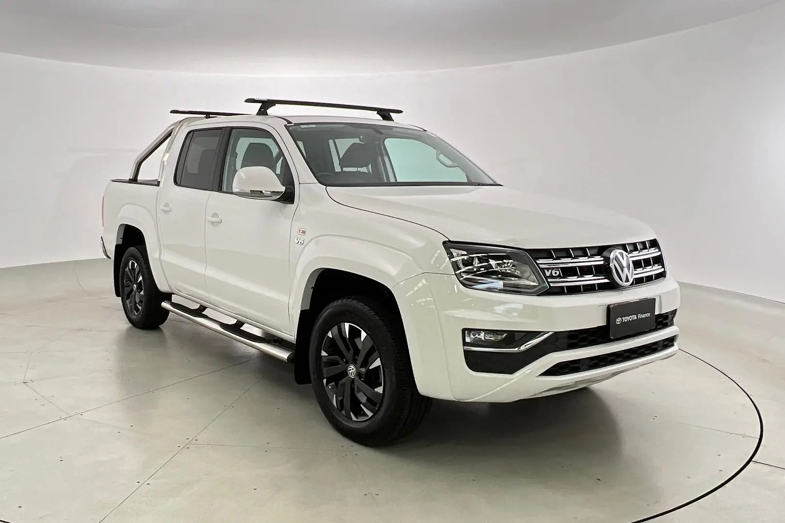 2022 Volkswagen Amarok Gallery Image 1