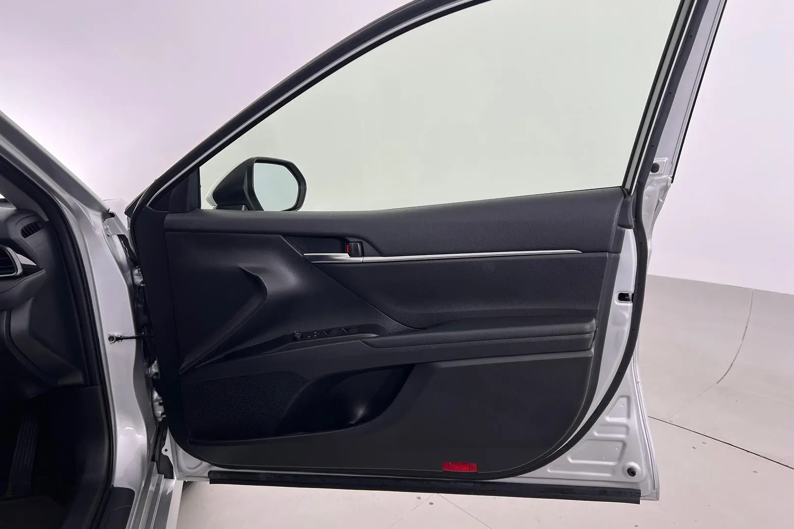 2024 Toyota Camry Gallery Image 12