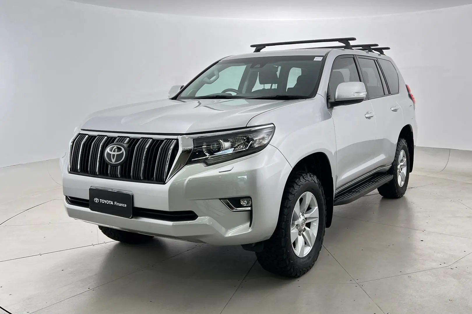 2017 Toyota Landcruiser Prado Gallery Image 8