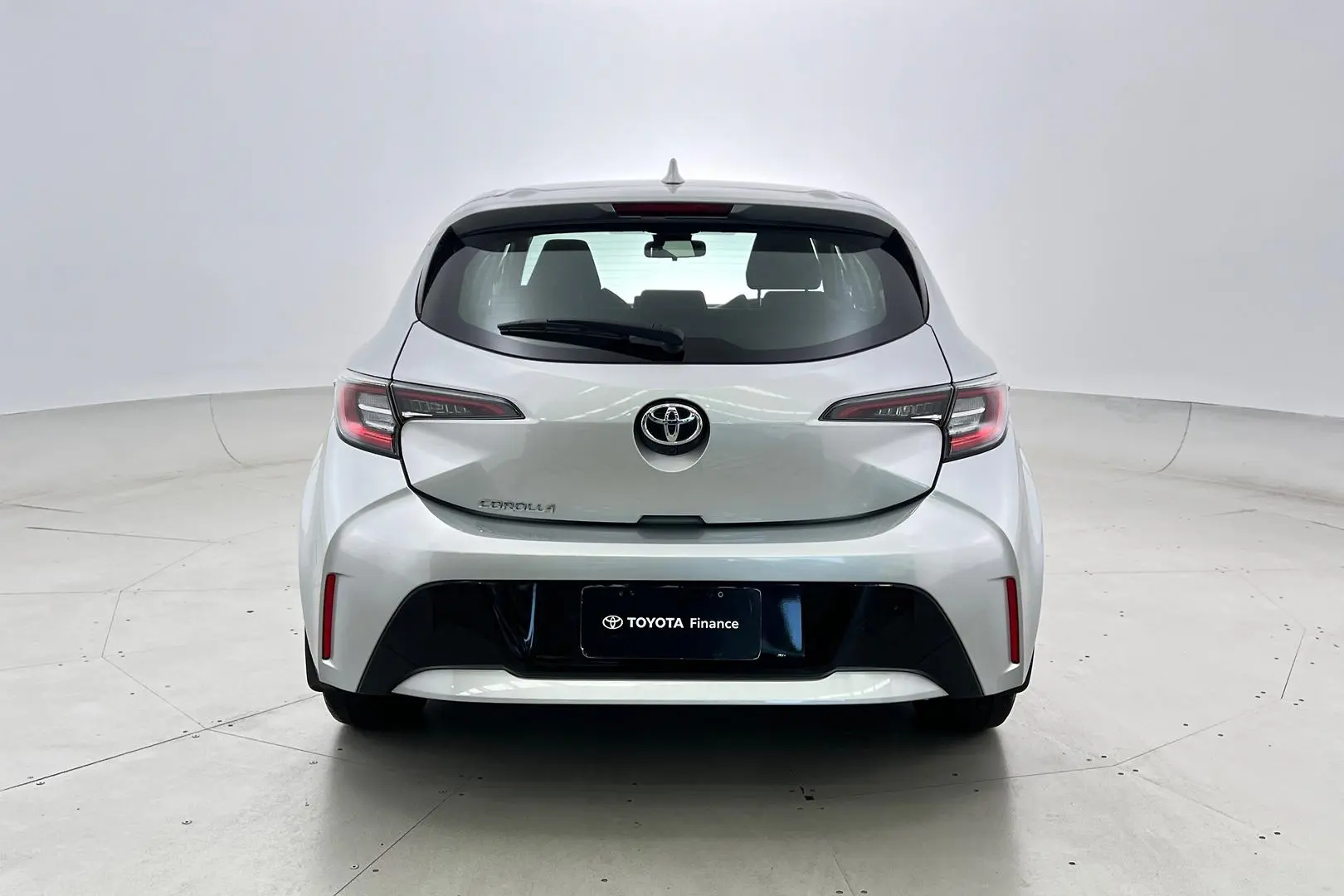 2019 Toyota Corolla Gallery Image 6