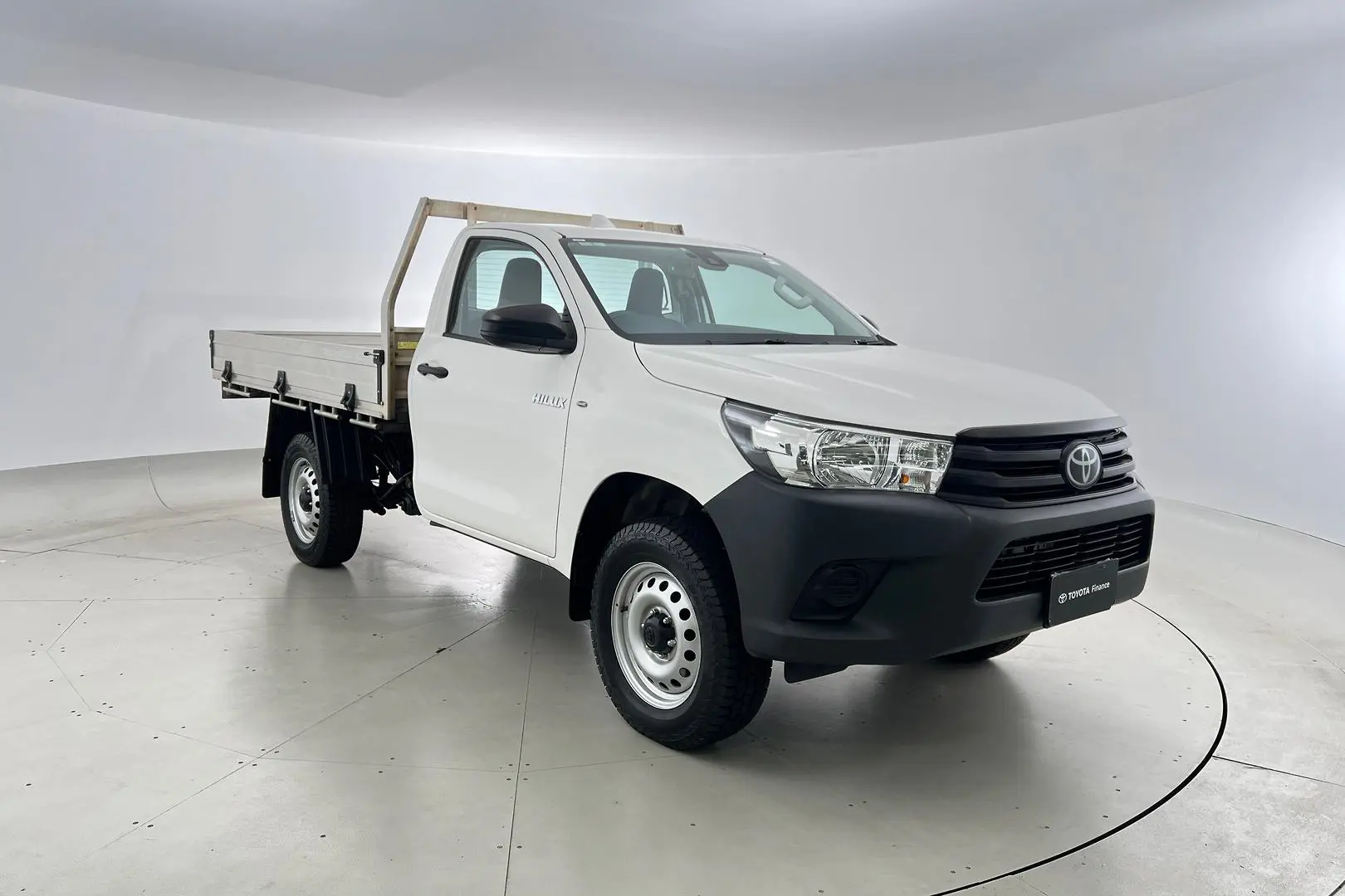 2021 Toyota Hilux Gallery Image 1