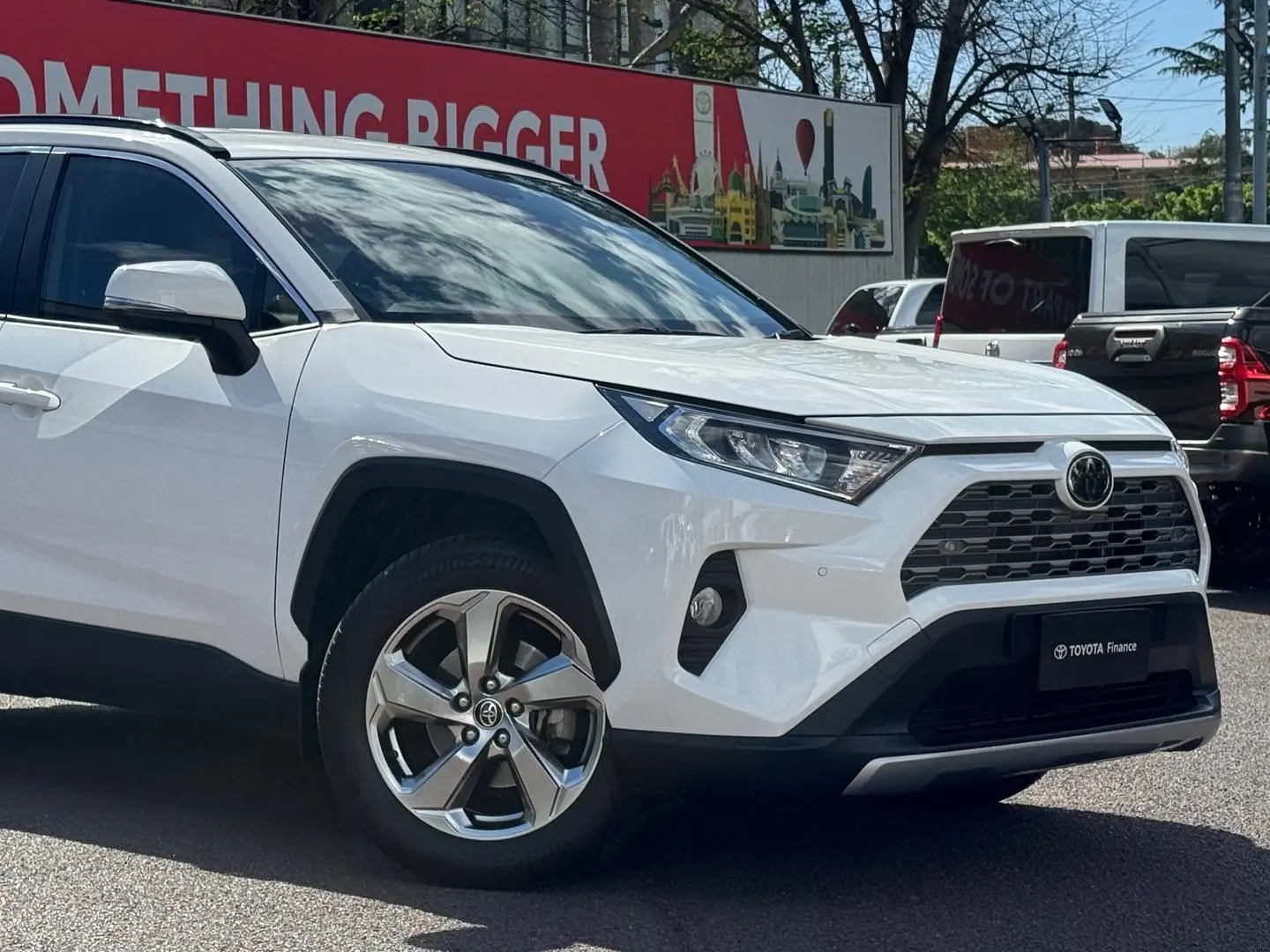 2021 Toyota RAV4 Gallery Image 2