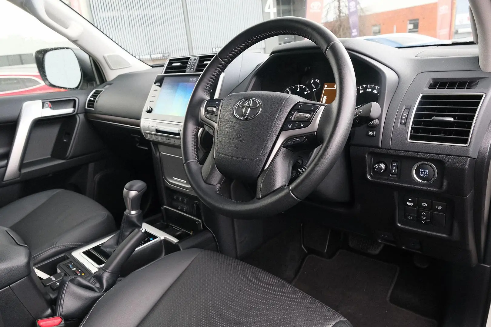 2023 Toyota Landcruiser Prado Gallery Image 7