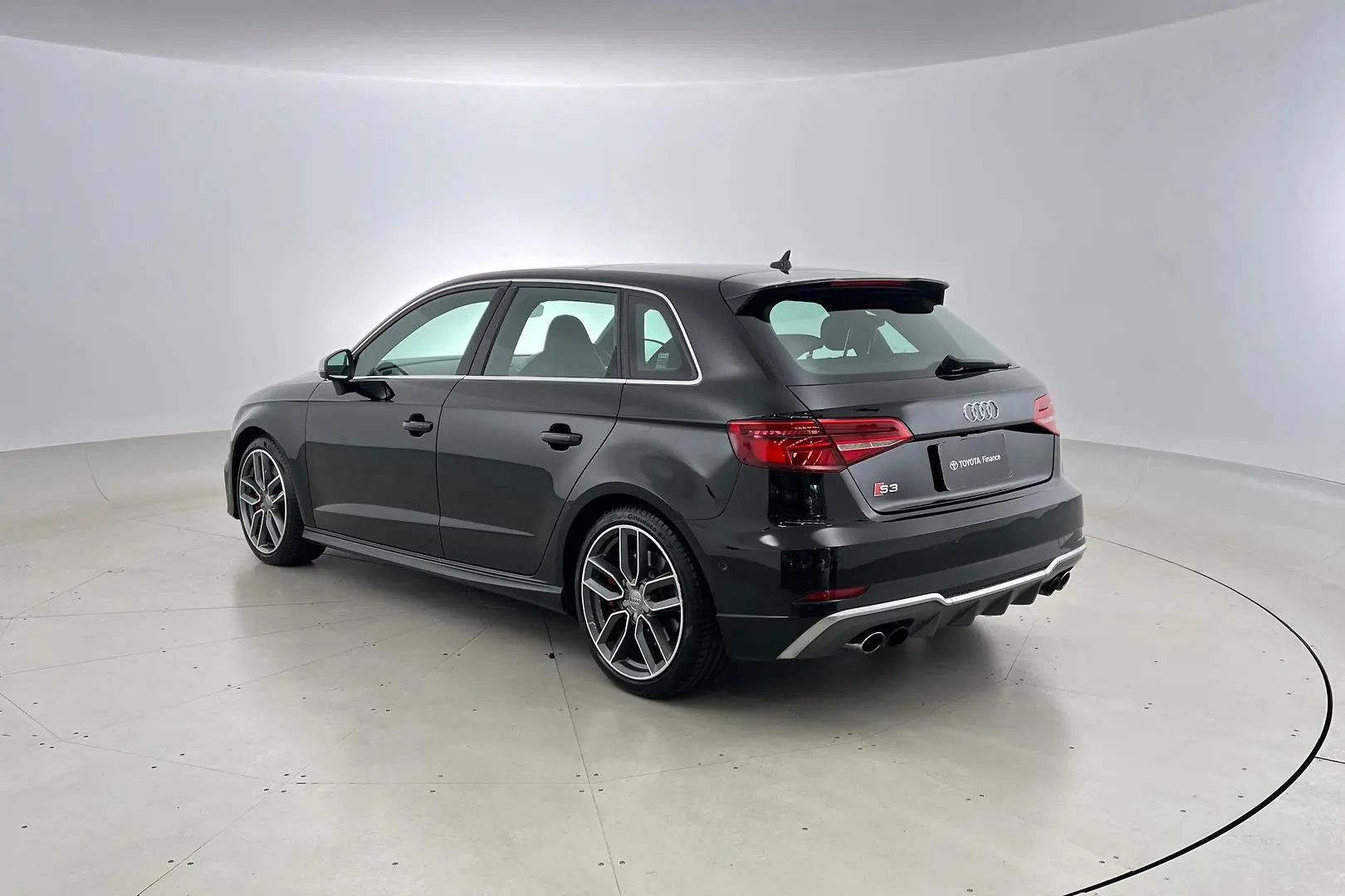 2018 Audi S3 Gallery Image 2