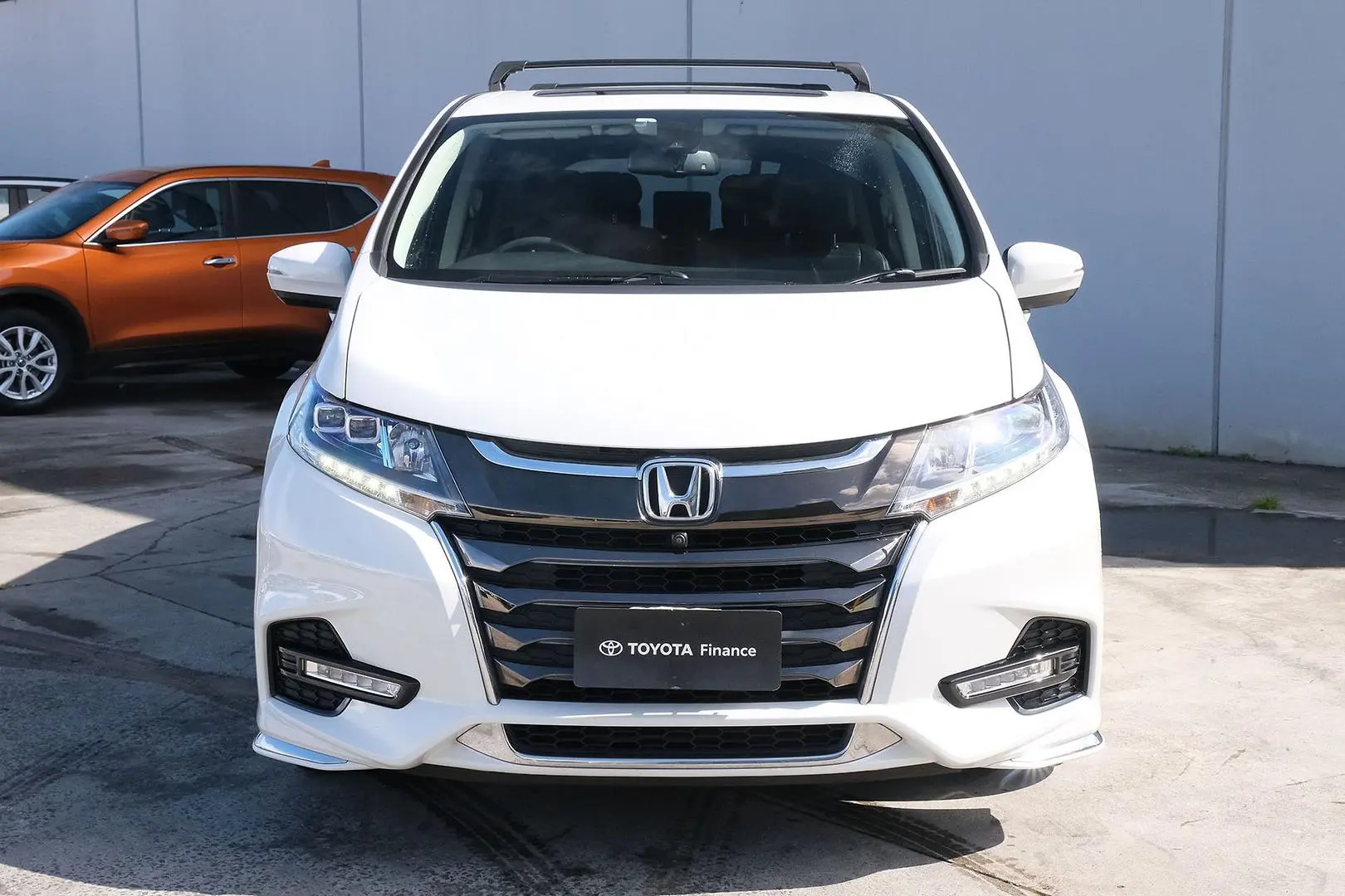 2018 Honda Odyssey Gallery Image 3
