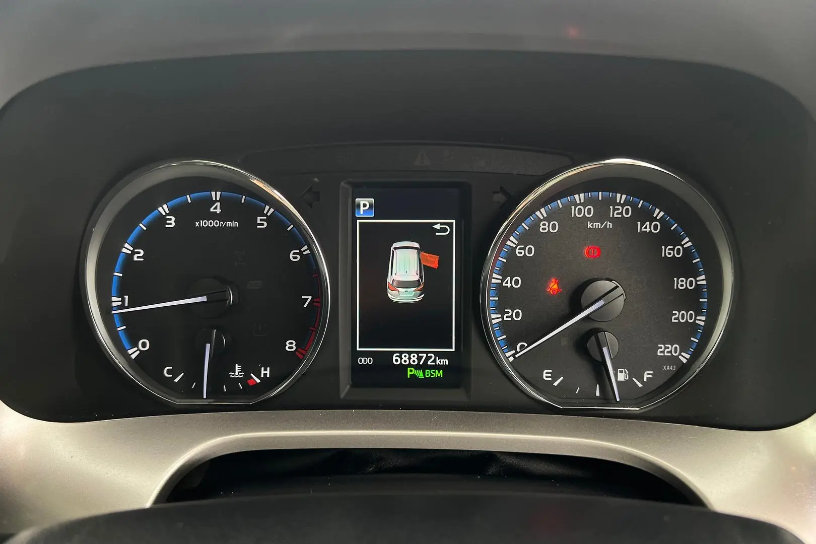 2018 Toyota RAV4 Gallery Image 18