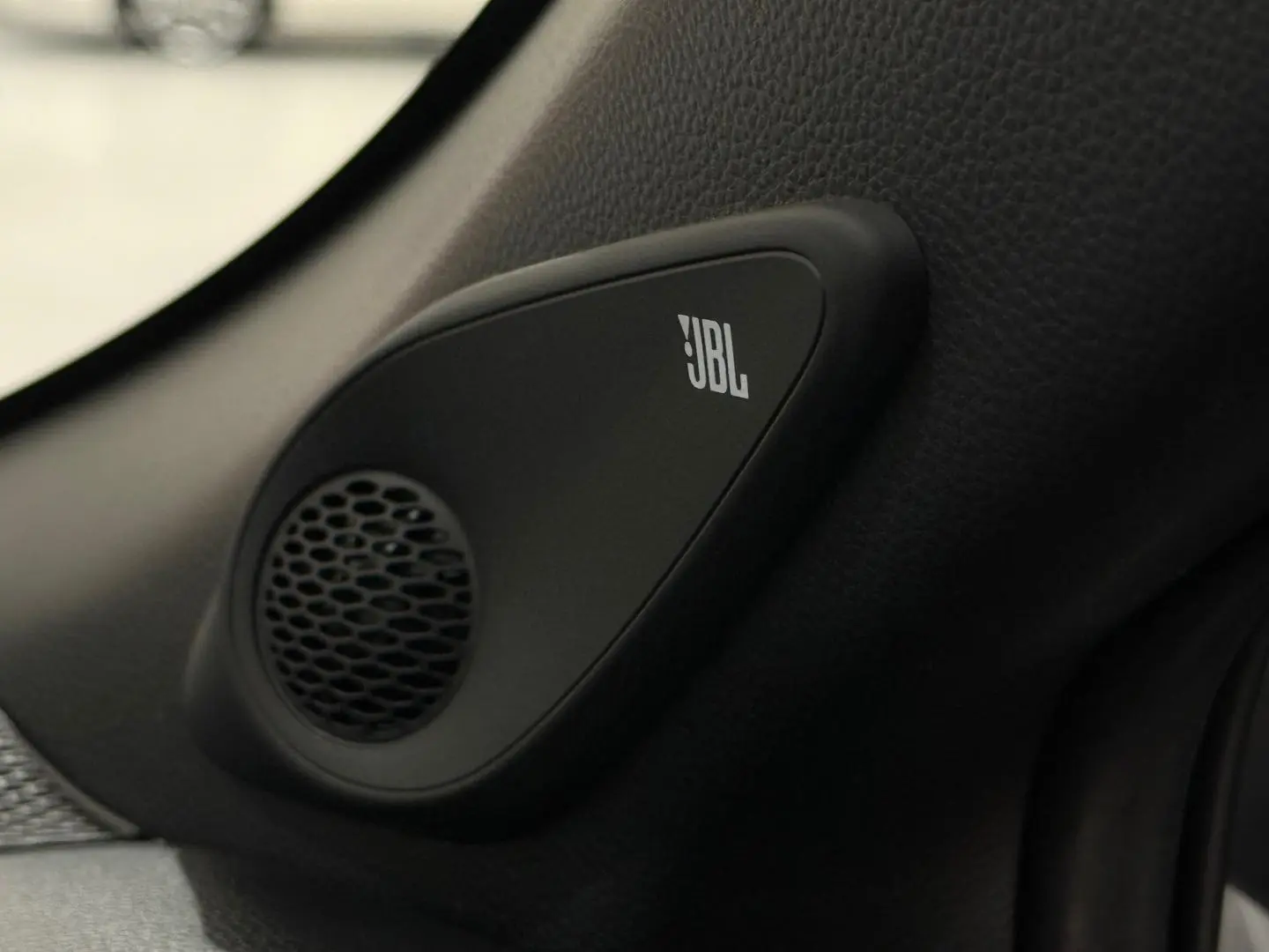 2023 Toyota Corolla Cross Gallery Image 25