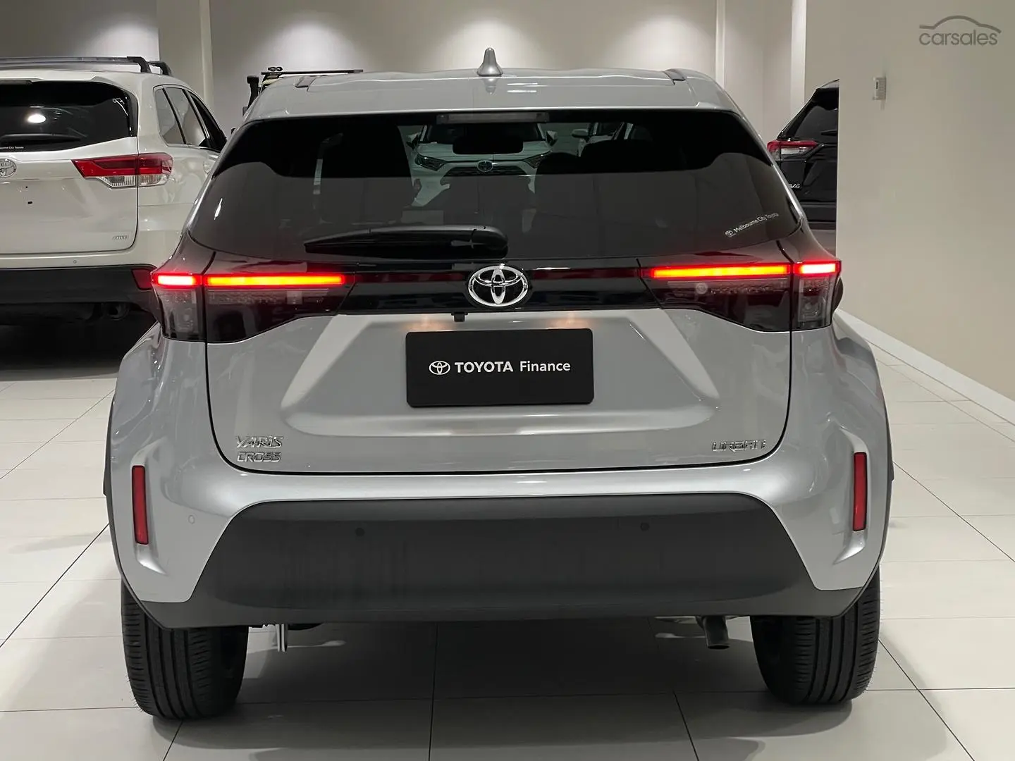 2023 Toyota Yaris Cross Image 8