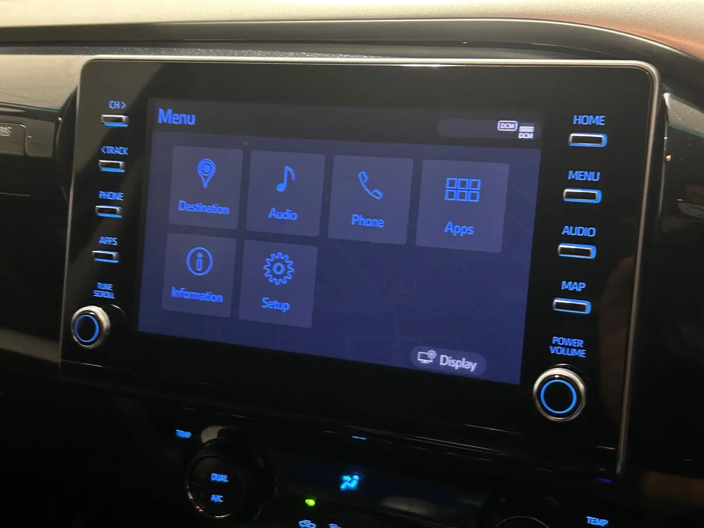 2024 Toyota Hilux Gallery Image 17