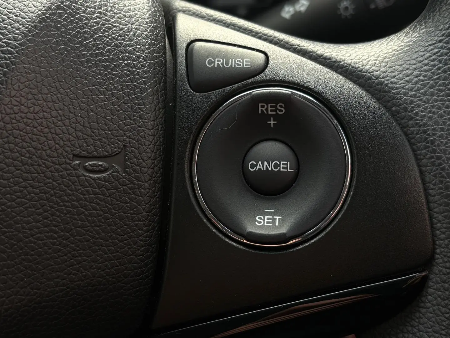 2021 Honda HR-V Gallery Image 18