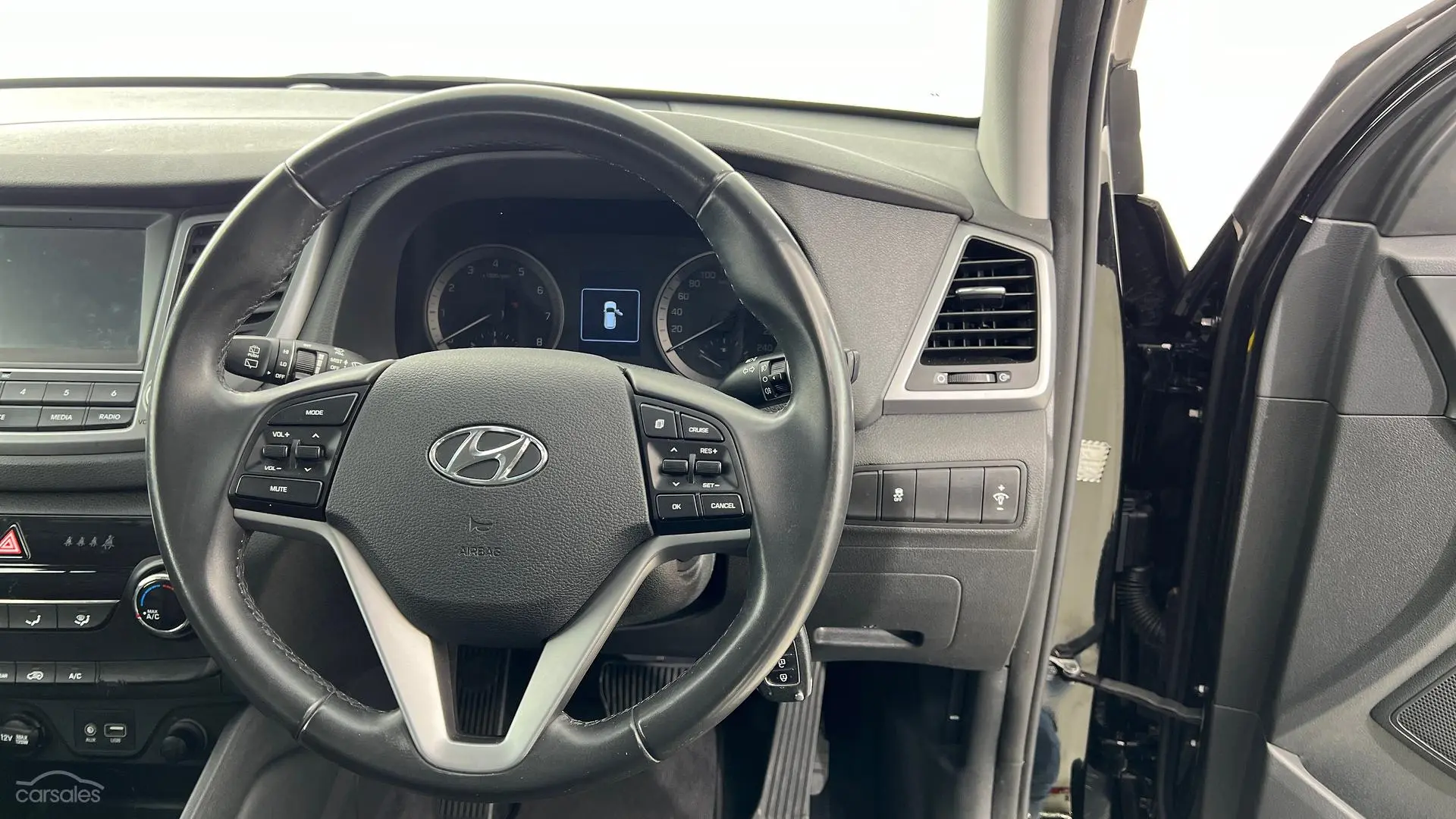 2017 Hyundai Tucson Image 17
