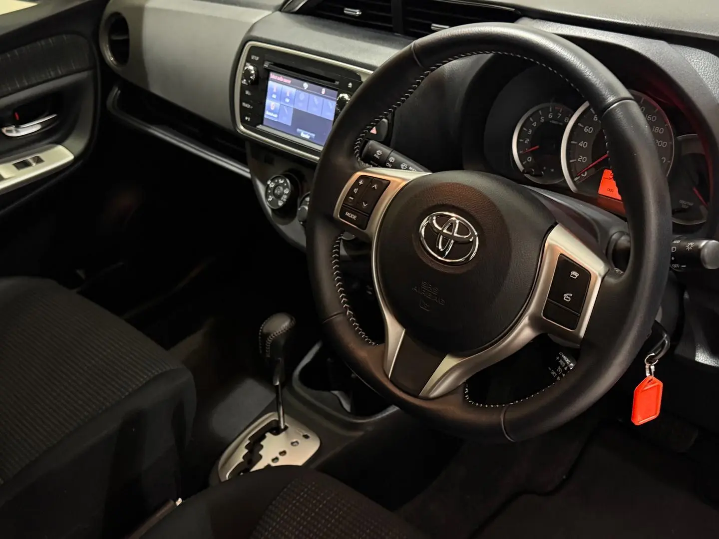 2014 Toyota Yaris Gallery Image 12